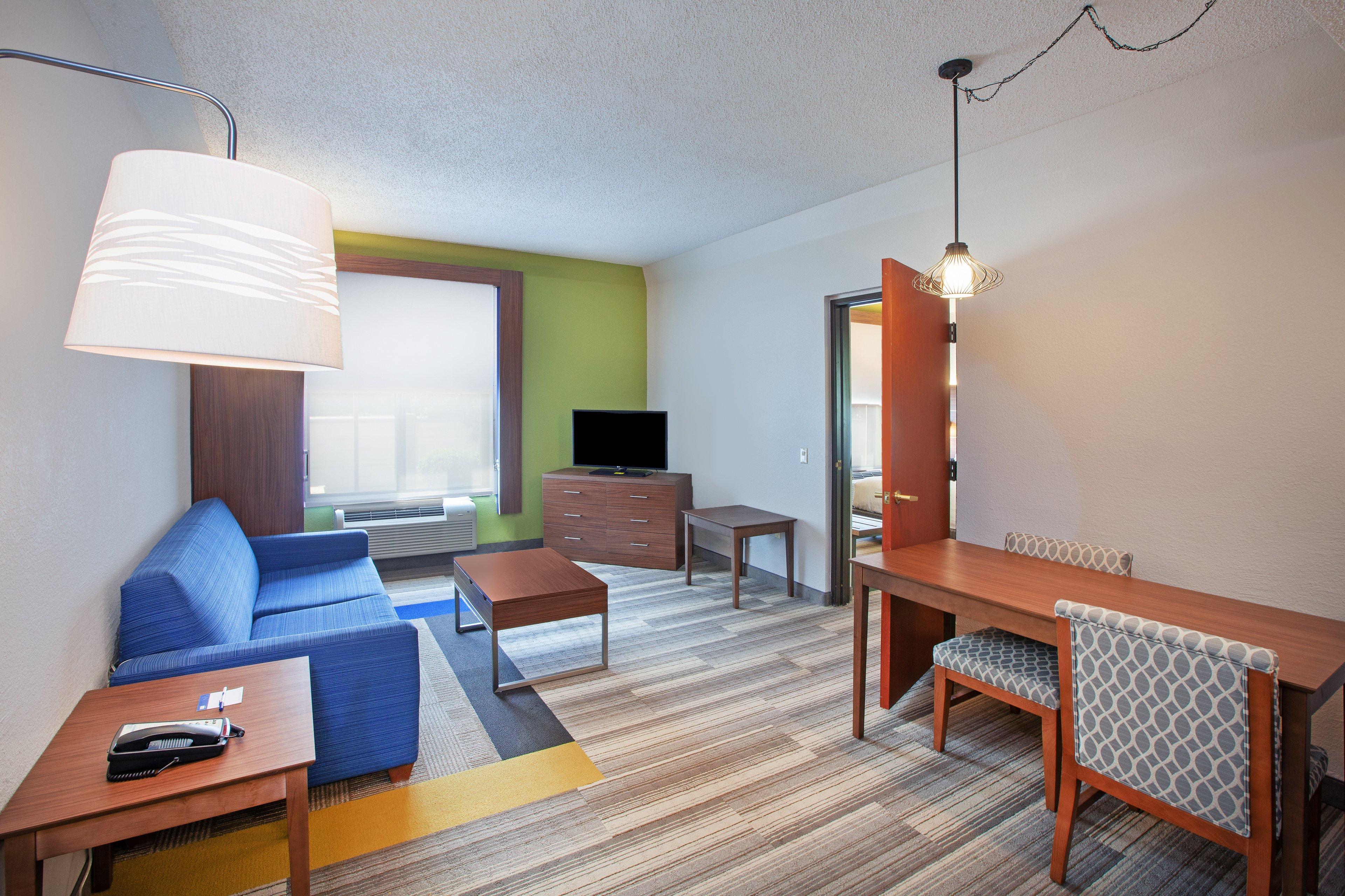 Holiday Inn Express & Suites Houston - Memorial Park Area By Ihg Exterior photo
